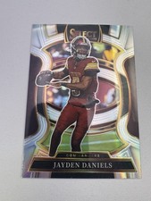 2025 Panini Select - Concourse Jayden Daniels #88 Silver Prizm