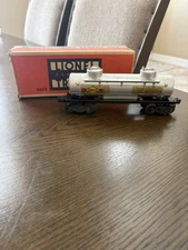 Lionel #2465 Sunoco Two Dome Tank Car, Gray, USED with BOX