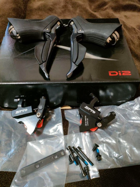 Shimano Ultegra ST R8050 STI Brake L R Shifters Lever Set 349a