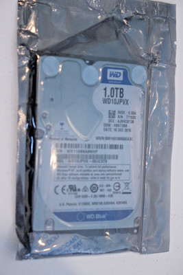 SEALED NEW WD BLUE 1.0 TB 2.5'' SATA LAPTOP HDD HARD DRIVE WD10JPVX - 00JC3T0
