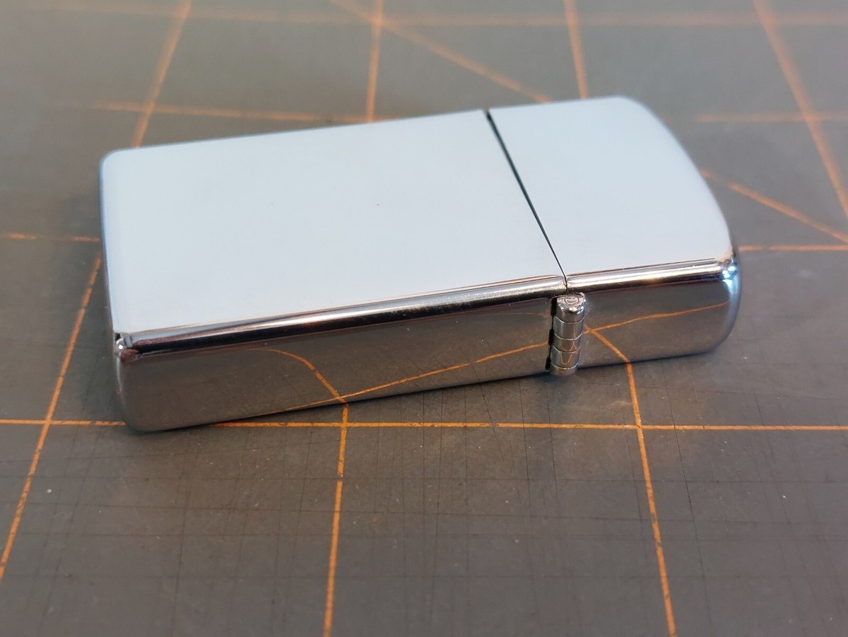 レトロライター　アメリカ潜水艦　　SUBMARINE 5 Reasons The Submarine Press Lighter Ⅱ Is A Captain's Catch