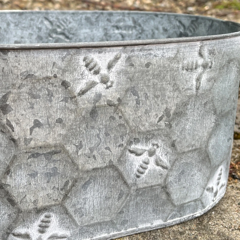 Planters for Garden 32.5cm Oval Bee Decorative Plant Pot Outdoor Flower Trough - Image 3 of 4