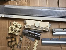 Brother KR850 Ribber Attachment in good working condition.