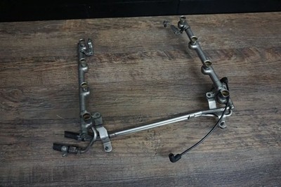Kraftstoffverteiler Einspritzleiste 077133681T Audi RS6 Plus 4B 4,2T BCY BRV