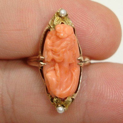 1905 Antique Edwardian 10K GOLD CAMEO LADY Ring band carved coral seed peals