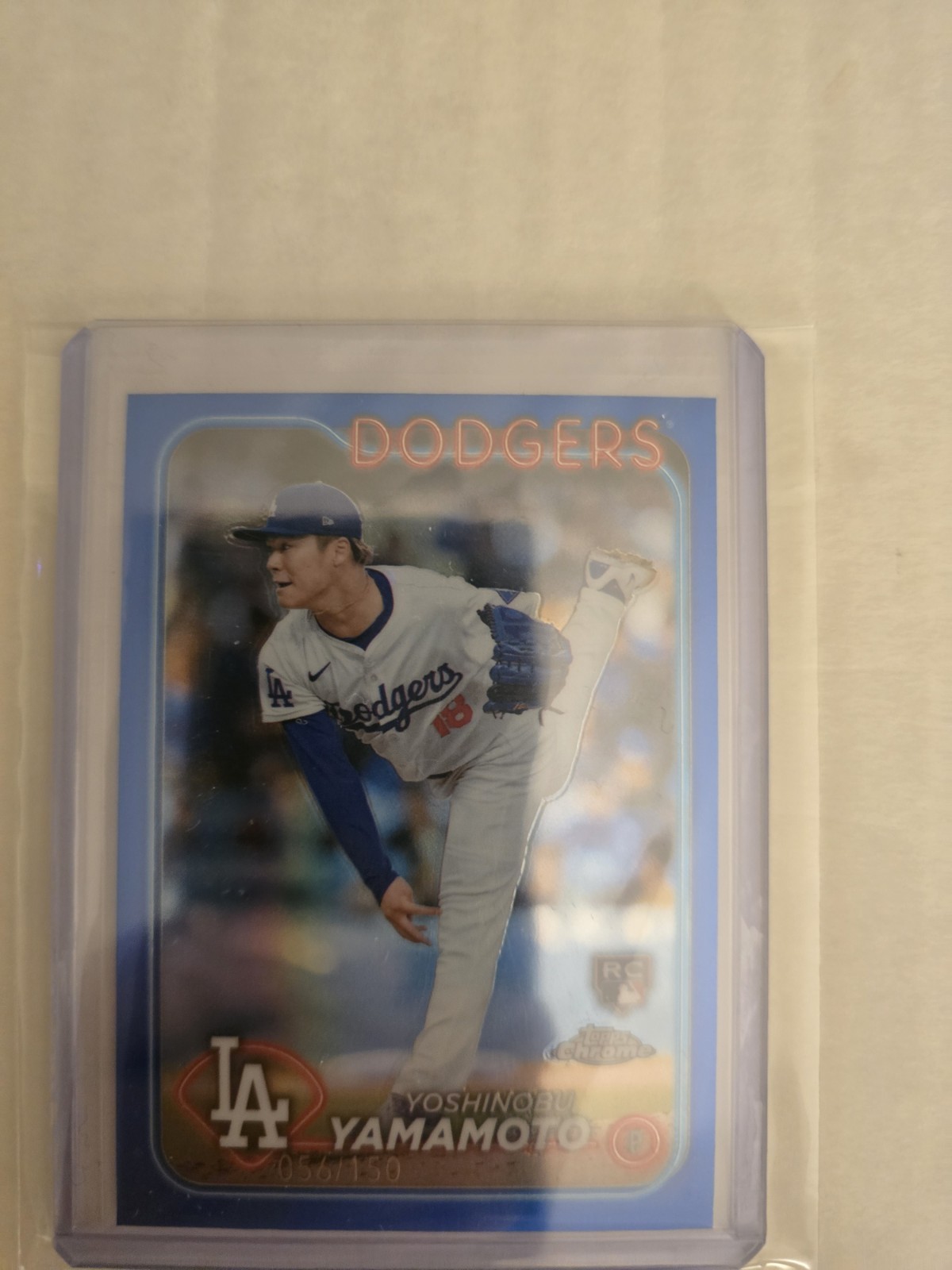 2024 TOPPS CHROME YOSHINOBU YAMAMOTO  #18 TRUE BLUE REFRACTOR  /150 DODGERS