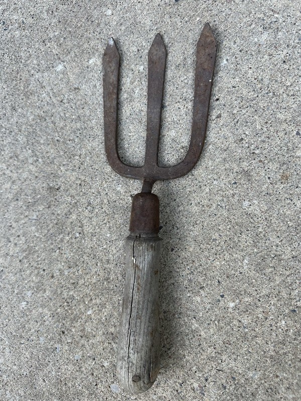 Garden Farm Tools Vintage Pair Wood Handle 3-Tine Prong Hand Rake Shovel