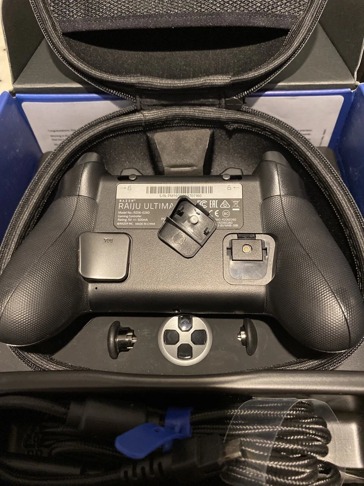 Razer Raiju Ultimate controller for PS4 - Repair required. - Image 2 of 4