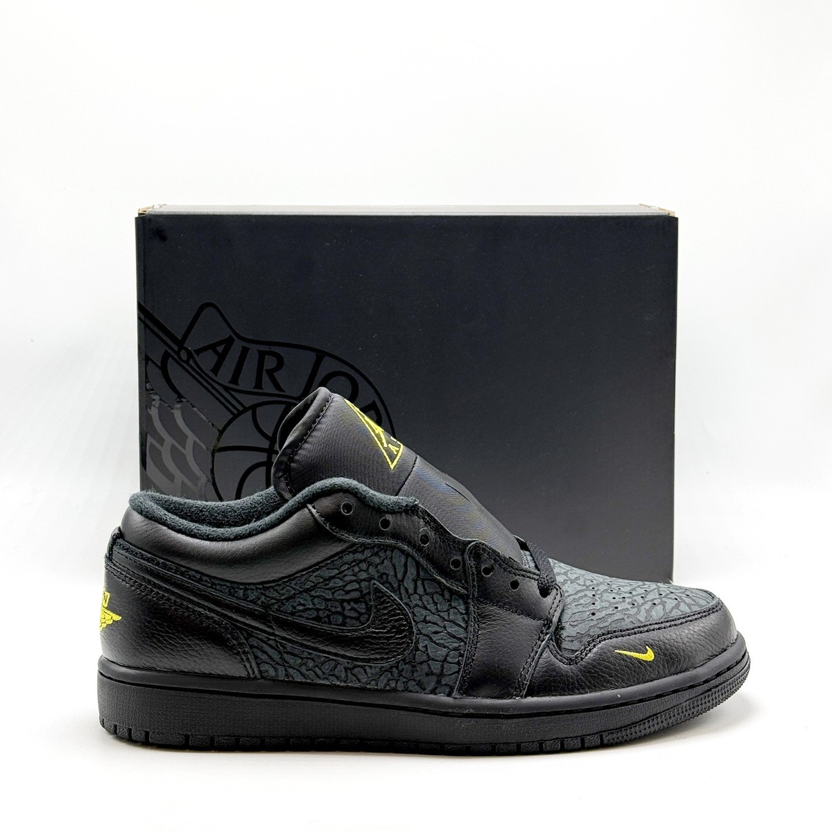 NEW* Men Air Jordan 1 Low SE BLACK / TOUR YELLOW (IM6568 010