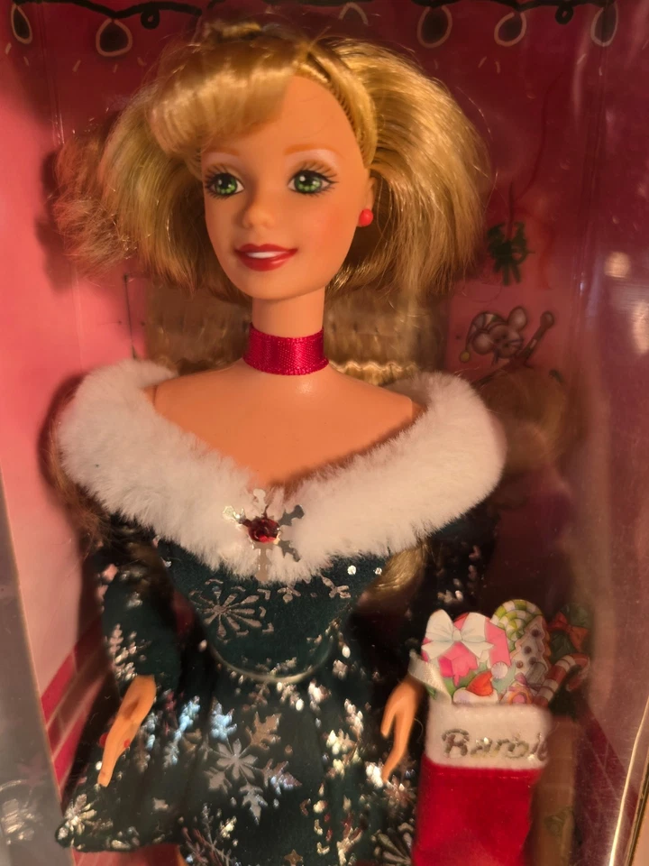 Barbie Temporada Festiva 1997 - Edición Especial - Barbie Coleccionable #3027 Foto 2 de 4