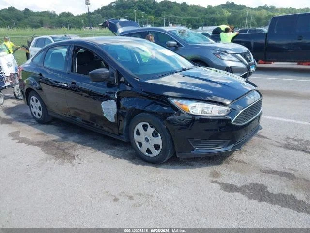 Used Radiator Shutter Assembly fits: 2017 Ford Focus Grade A Foto 2 de 4