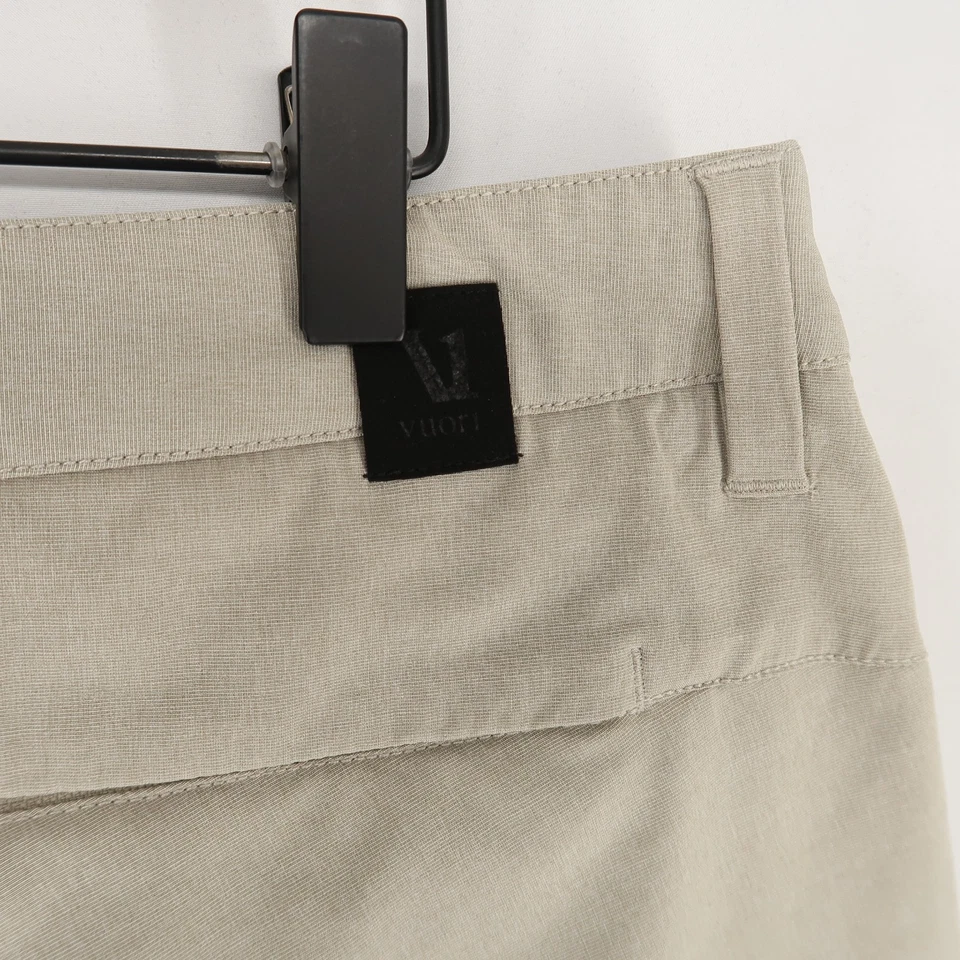 Vuori Aim Shorts Mens 34 Beige Athleisure Golf Chino Stretch Casual Performance - Image 3 of 4