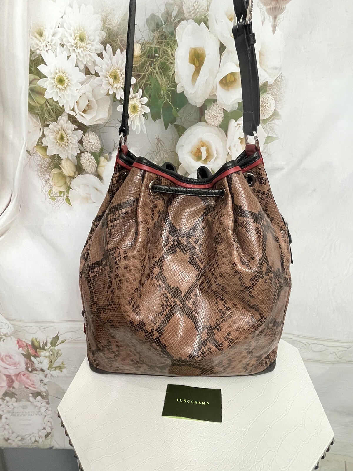 LONGCHAMP PYTHON EMBOSSED LEATHER BUCKET BAG Mint… - image 3