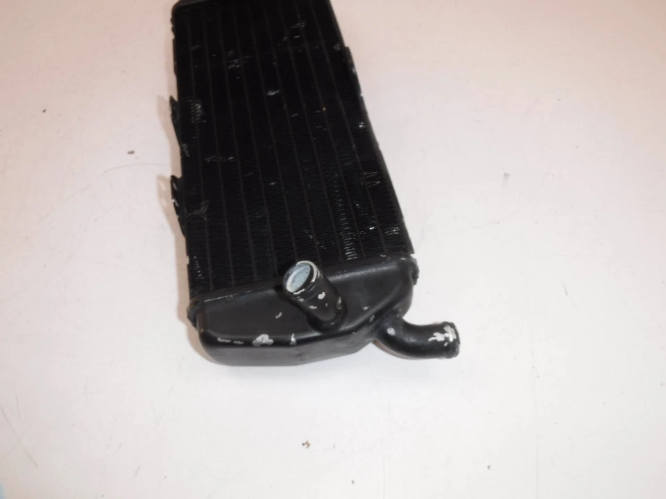 2002 ktm 640 duke 2 ii lc4 left ENGINE RADIATOR MOTOR COOLING RADIATER - Image 4 of 4