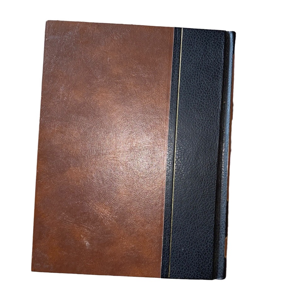 The World Book Year Book 1981 Hardcover Used Very Good 9780716604815