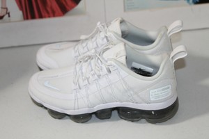 vapormax water repellent