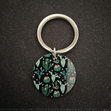 Round Cactus Pattern Acrylic Keychain, Detachable Keyring, Black Green Floral