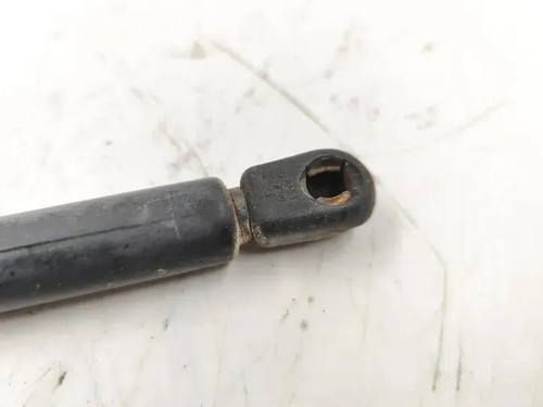 VW POLO 6N2 Heckklappe Gasdruckfeder links 6N0827550A 1.40 Diesel 55kw 27168917