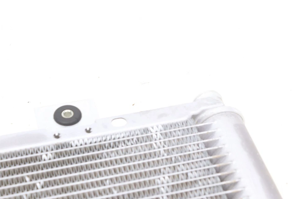 Can-Am Commander 1000 XT 16 Radiator 709200395 52158 Foto 2 de 4