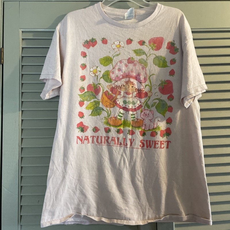 Strawberry Shortcake Naturally Sweet Pink T-Shirt Size M 100% Preshrunk Cott