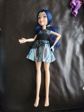 Disney Descendants Evie Isle Of The Lost Doll Hasbro,11"