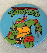6” Large TMNT Teenage Mutant Ninja Turtle Raphael Button 1990 with Stand Unpunch