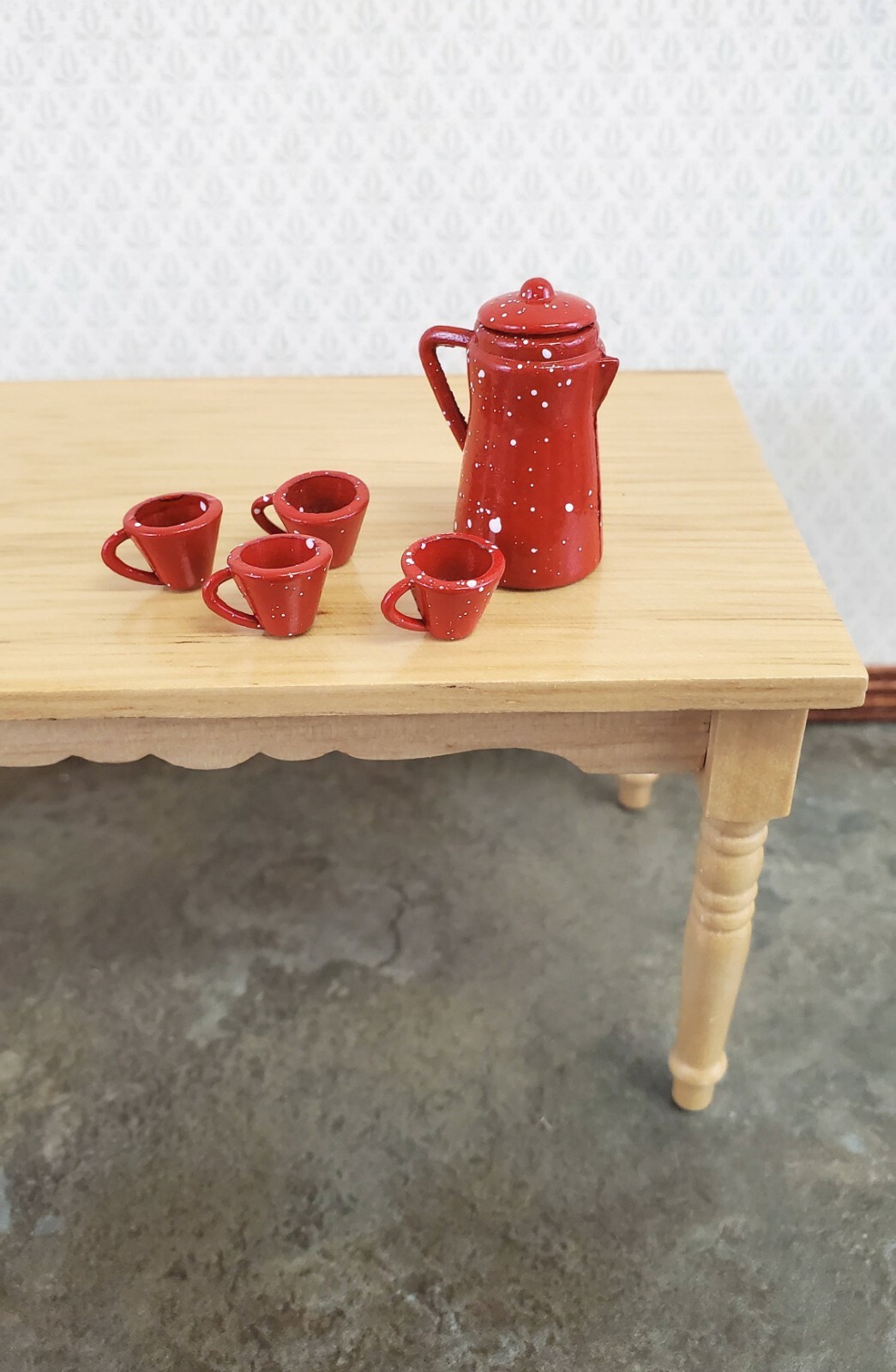 Dollhouse Miniature Coffee Pot & Cups Red Speckled 1:12 Scale Kitchen Decor