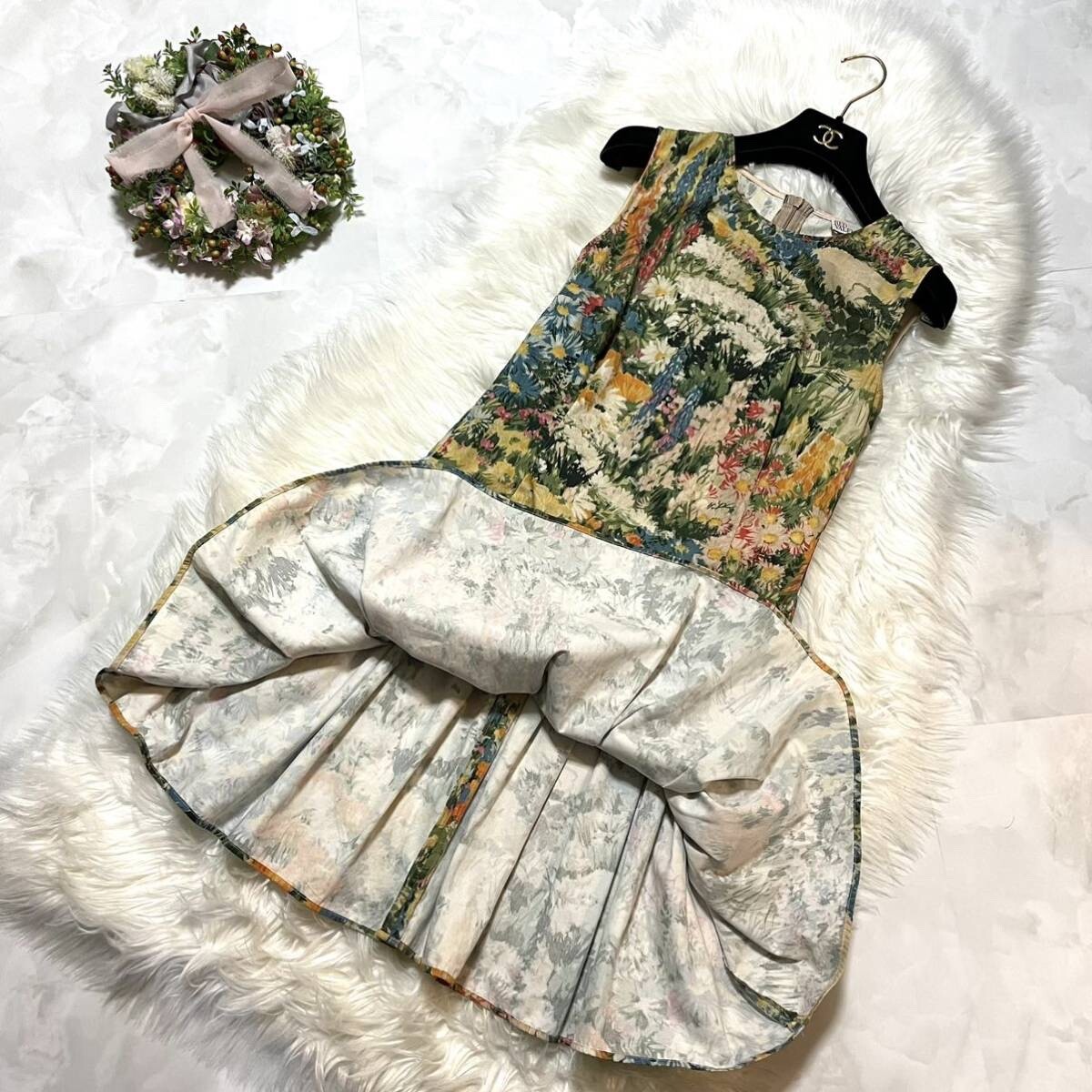 Genuine Good Condition Collection Model Red Valentino Genuine Good Condition Collection Model Red Valentino