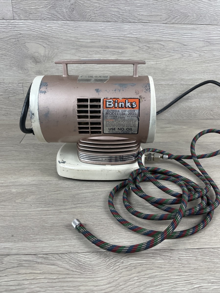 アースラ Magellan Outdoors Pro Explore Icebox 25 qt Hard Cooler | Academy