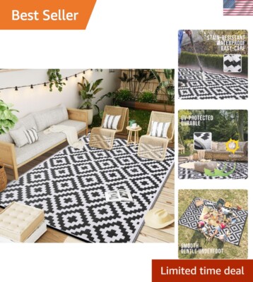 Versatile Black & White 6x9 ft Braided Outdoor Rug - Quick Dry Indoor/Outdoor