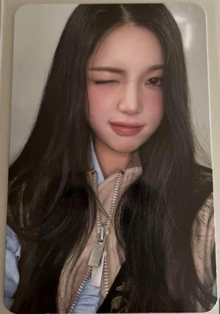 Hearts2Hearts YUHA 1st Single 