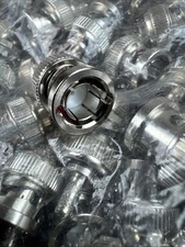 AMPHENOL RF 112956 BNC Connector Plug, Male Pin 75 Ohms LOT OF Aprox. 200