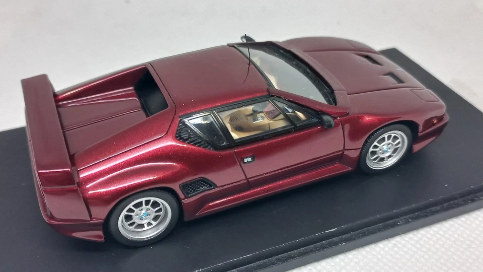 De Tomaso Pantera 200 1992 1/43 Spark S0535 - Immagine 2 di 4
