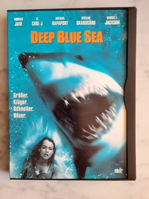 Deep Blue Sea DVD