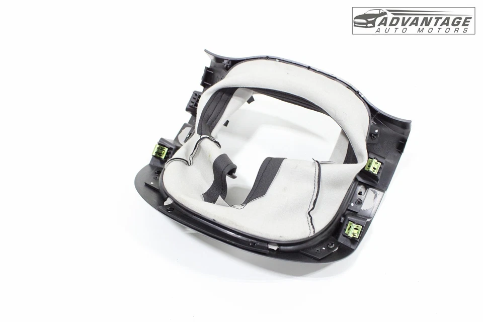 Chrysler 300 S 2018-2023 panel de columna de dirección cubierta superior cubierta embellecedor OEM Foto 4 de 4