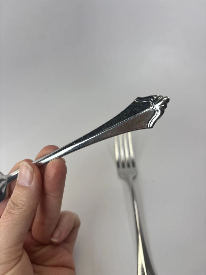 Oneida Community KENWOOD  Dinner Fork 7 5/8"  Glossy Stainless Set 2 - Image 2 of 3