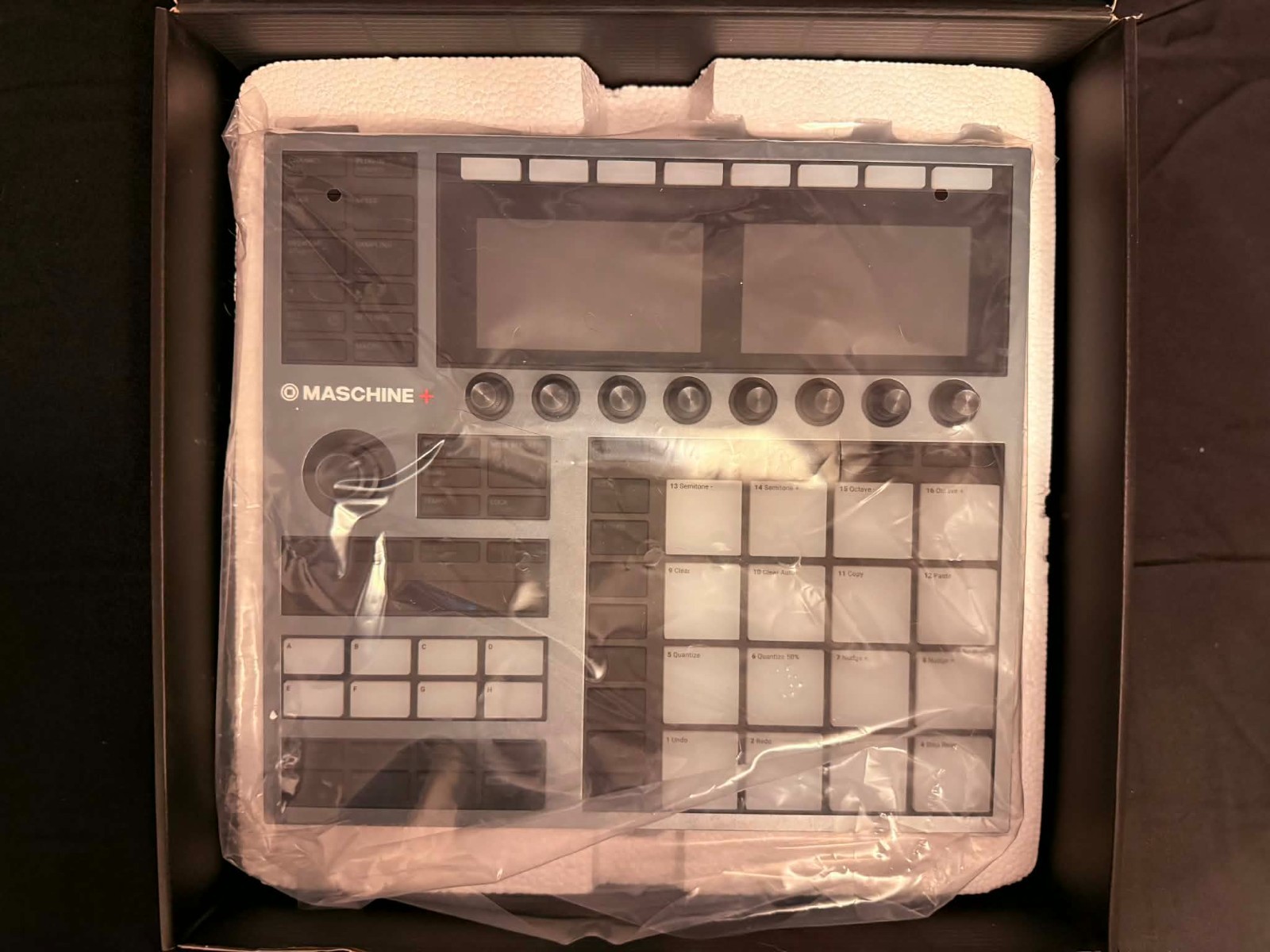 Native Instruments MASCHINE+ Standalone Production and Performance Instrument -