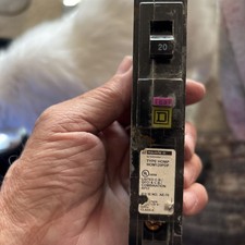 AFCI/GFCI Square D Homeline HOM120PDF Homeline 20A Neutral Plug-On