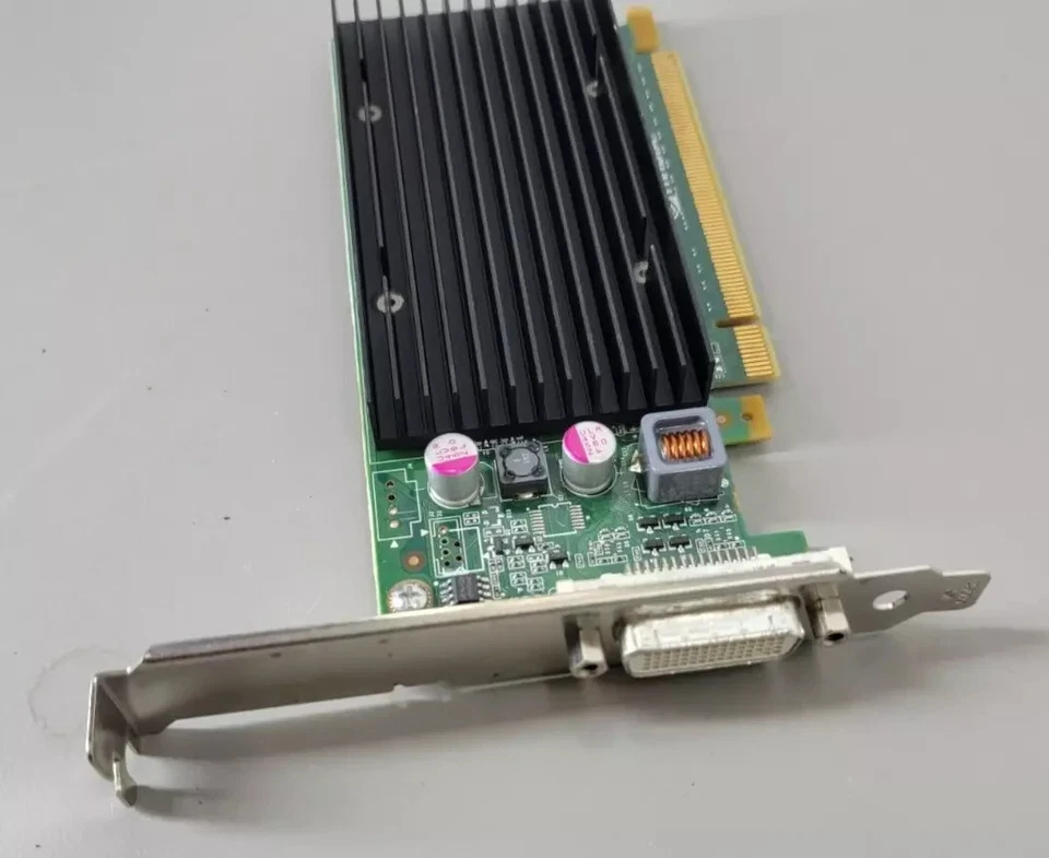 HP Nvidia Quadro NVS 300 512MB GDDR3 PCI Express x16 Desktop Video Card - Image 2 of 2