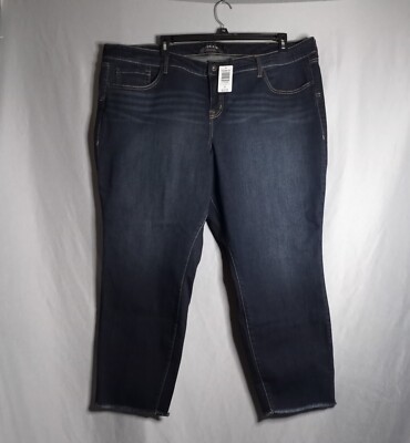 Torrid Jeans Women's Size 26 Premium Boyfriend Fit Crop Frayed Hem Dark Wash NWT