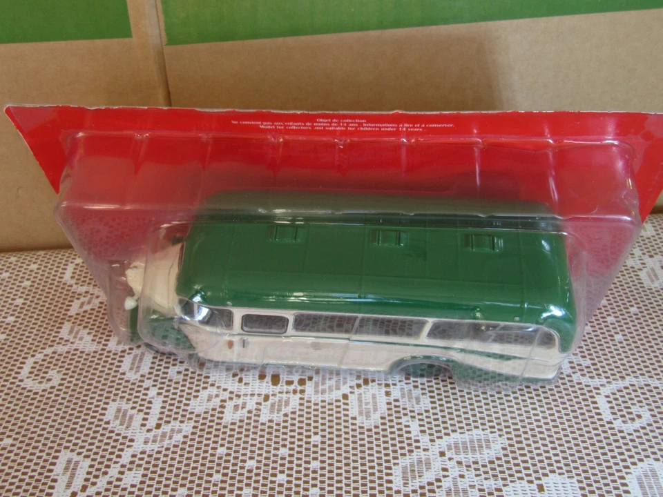 A58 IXO 41 Bedford OB 1947 Bus United Kingdom 1:43 New + Blister - Image 2 of 4