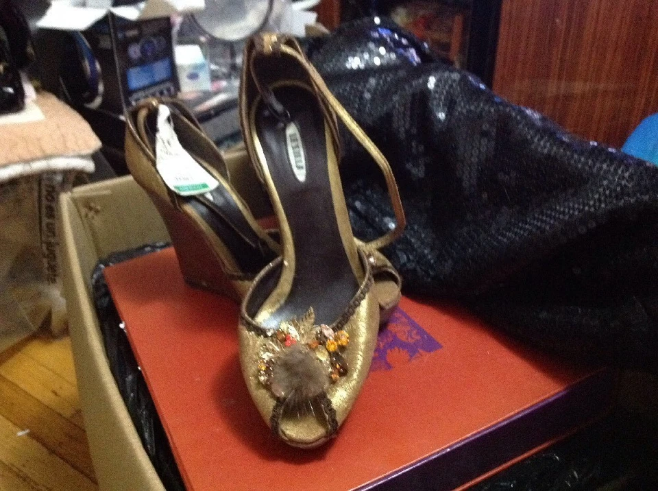 Nuevos ZAPATOS PLATAFORMA CUÑA LE SILLA MUY SEXY TALLA 37 buenos para 6,5 Foto 4 de 4