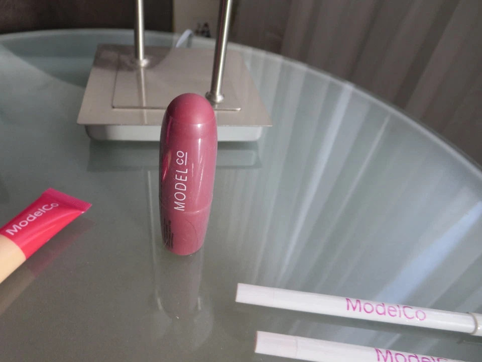 ModelCo K.Lagerfeld- Instant Radiance,GelEyeliner,Lippenstift,Sticker - Bild 4 von 4