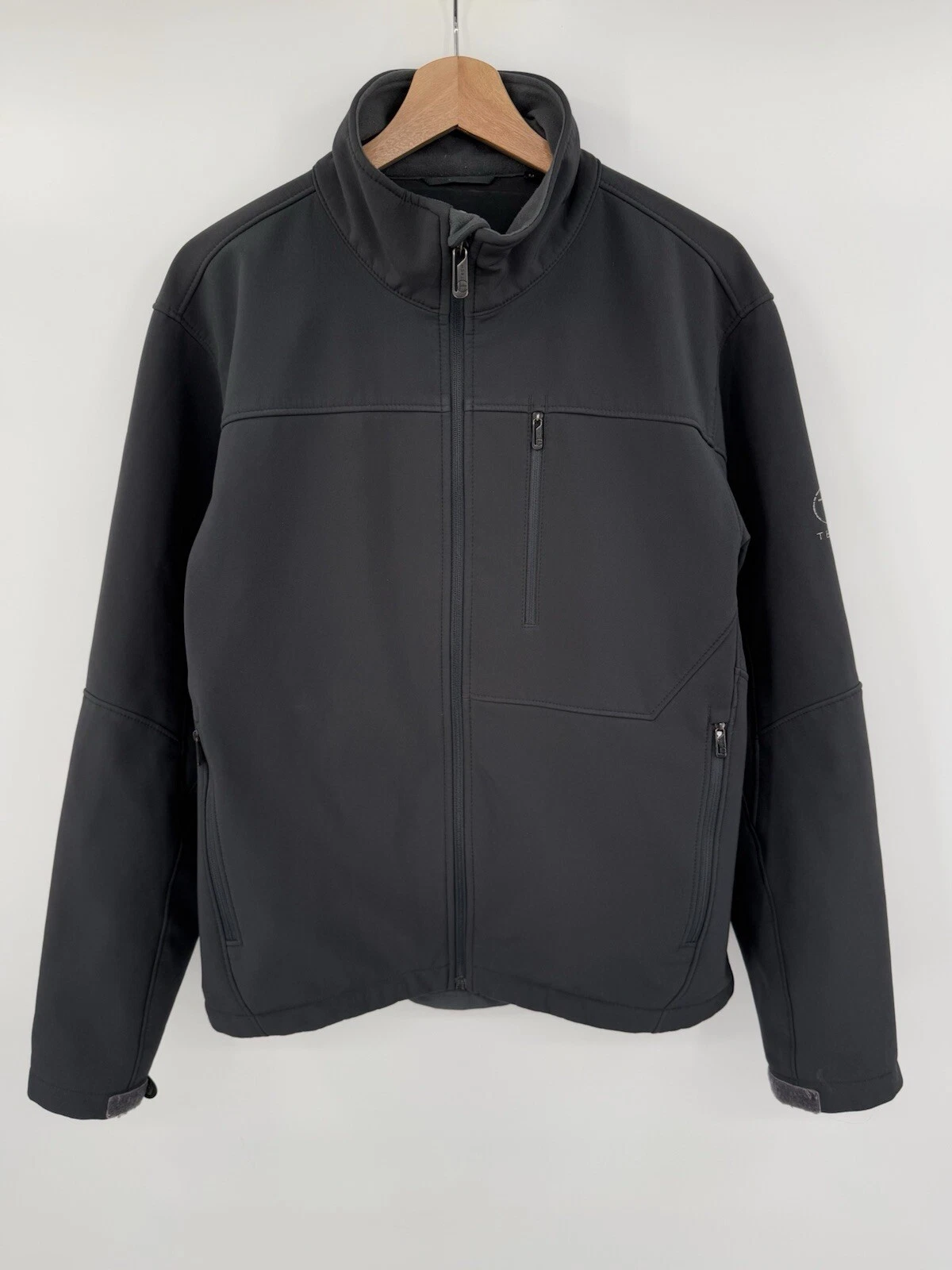 Tech by Tumi Men's Medium Gray Softshell Jacket Fleece Lined Windbreaker