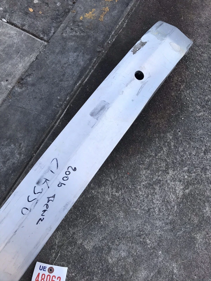 Barra de impacto trasera refuerzo Mercedes Benz Clk320 Clk500 2003 2009 OEM Foto 4 de 4