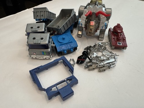 Vintage Transformers Mixed Lot - Figures & Parts - Picture 2 of 4