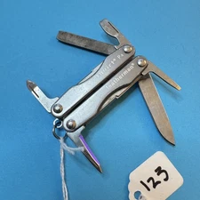 Leatherman Squirt P4 Multi Tool Pliers Multifunction Pocket Knife Grey #123