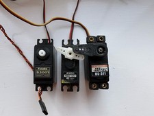 3 X Standard Servos Hitec, Jr Futaba