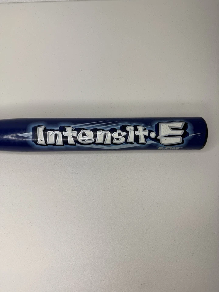 РЕДКАЯ композитная софтбольная бита Miken Intensit-E 32 дюйма 23 унции модель MFI-3 сделано в США - Изображение 2 из 4