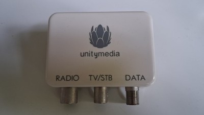 UNITYMEDIA Multimedia Connection Point XQT-OL5 für Radio/TV/Daten, weiß, 7x5cm